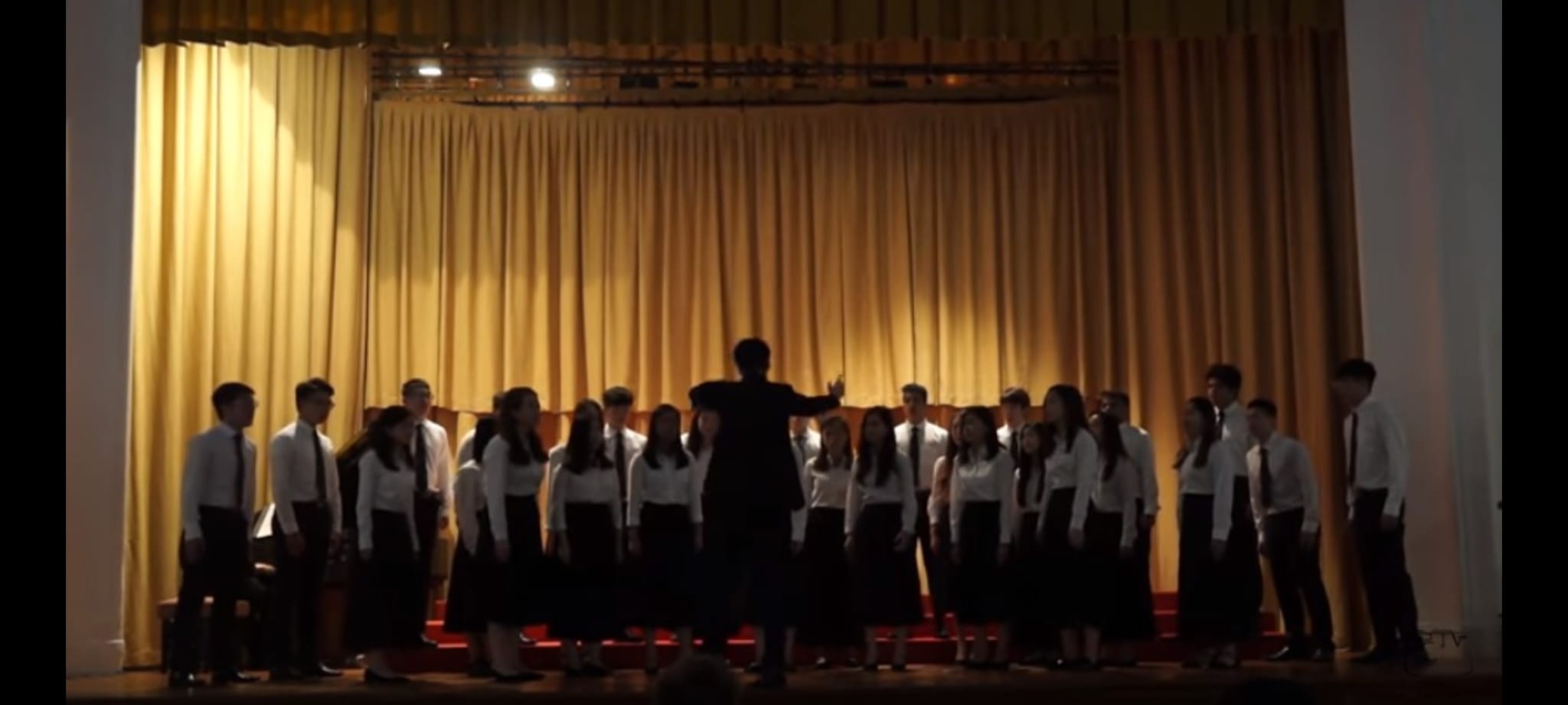 Conducting at HKU Interhall Choir Competition (2018)