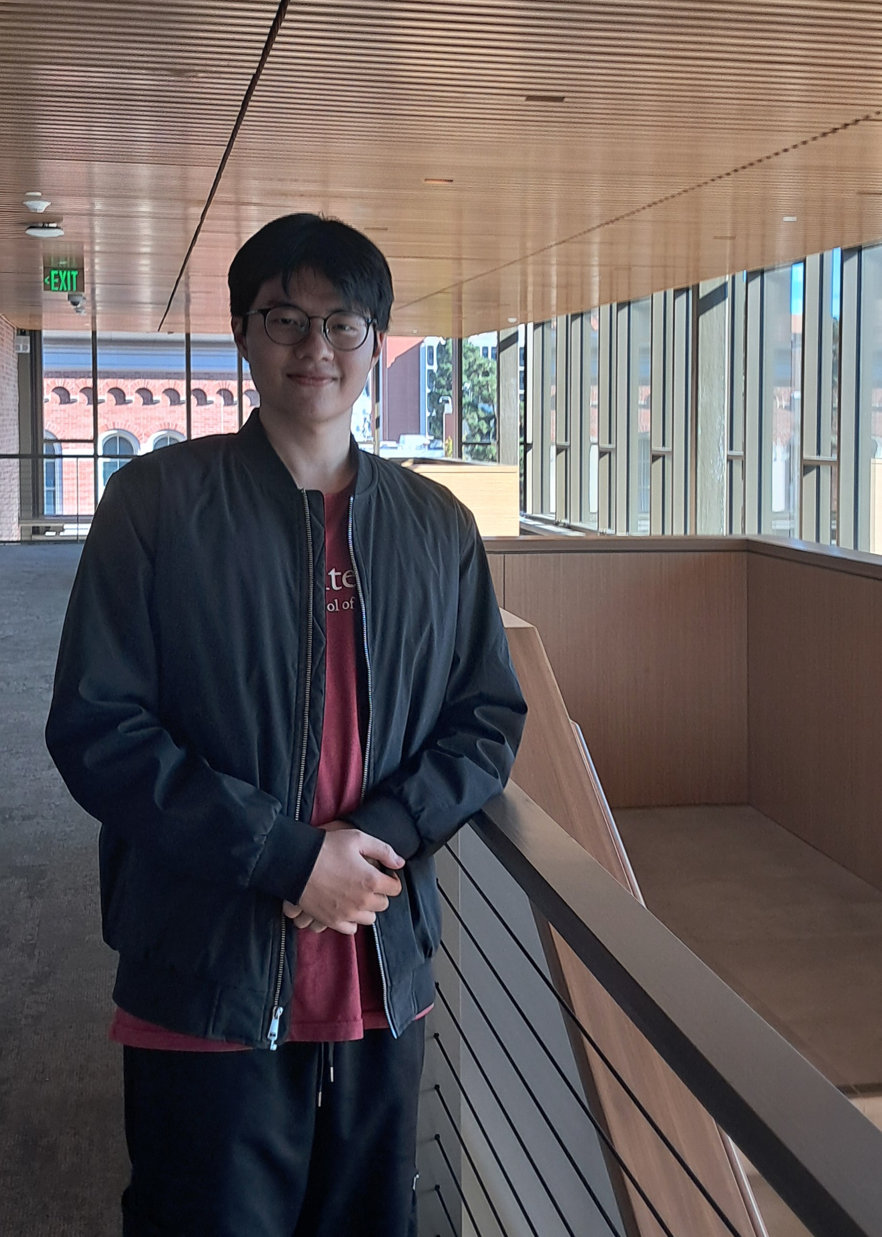 Joonyoung (Aaron) Bae